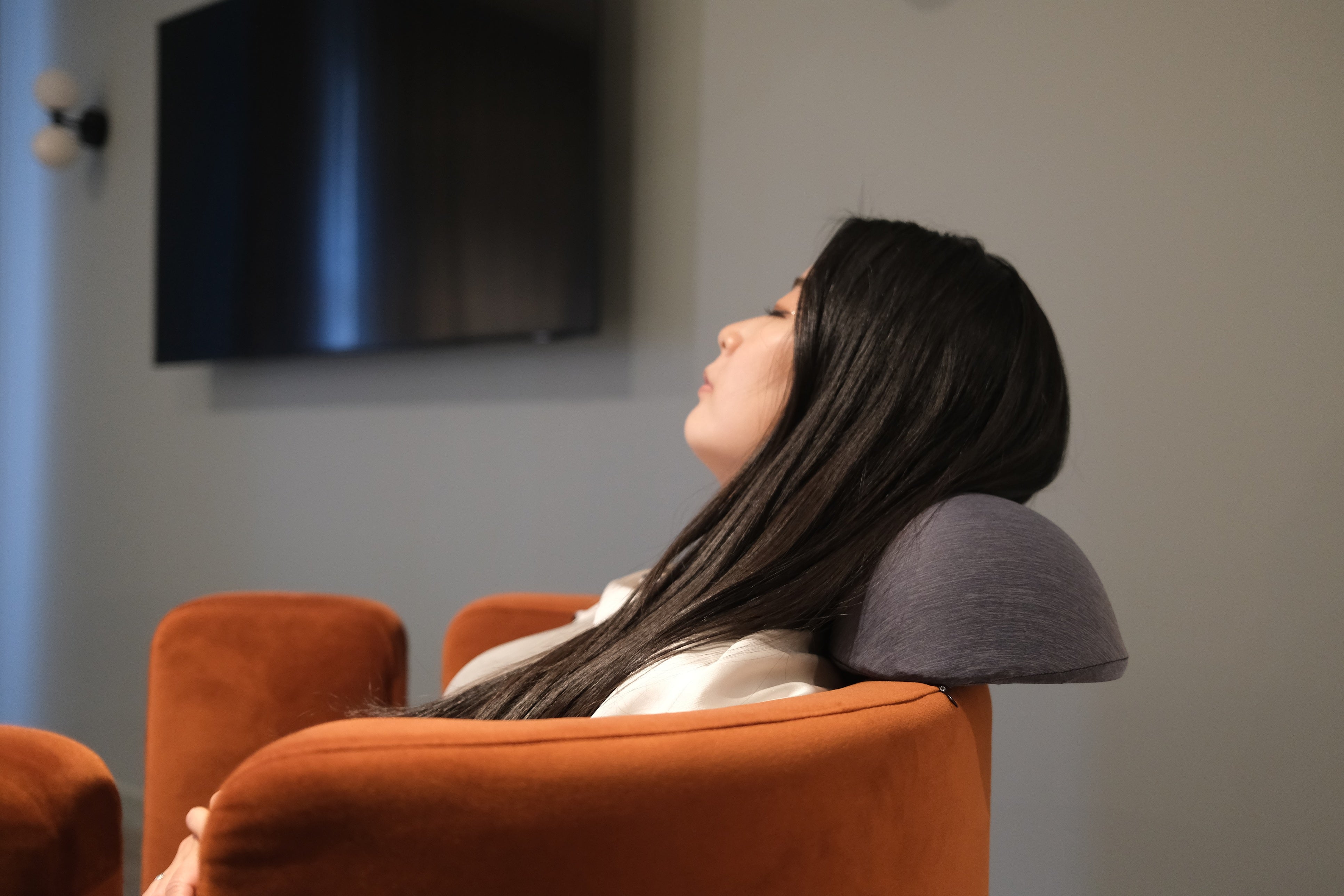 Shiatsu Massage Pillow (Classic Grey)